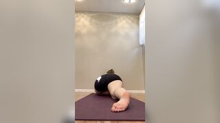 Blonde Milf with yoga pants stretches to reach climax
