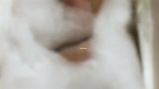 Curvy MILF Relaxes in a Luxurious Foamy Bath - Discover Her Alluring Charm in 4K