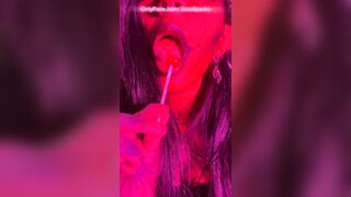 Demon Jana's Tempting Lollipop Adventure: A Mesmerizing Display