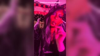 Demon Jana's Tempting Lollipop Adventure: A Mesmerizing Display