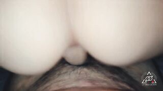 Amateur Beauty Takes Control with Intense Anal Ride