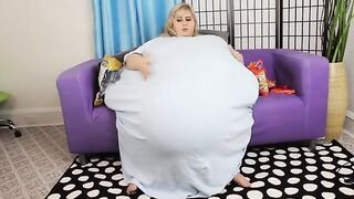 SSBBW Feedee Ivy Davenport Eats Until She Pops Explodes