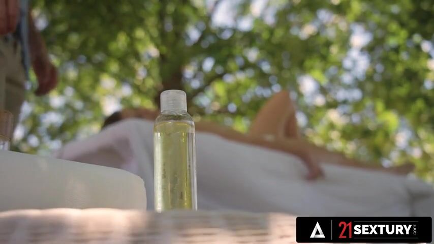 21 SEXTURY - Outside Massage Turns Into Hot Anal Sex With The Perfect Alexis Crystal