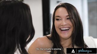 GIRLSWAY - Gorgeous Besties Katrina Colt & Scarlett Alexis Let Their Lust Take Over