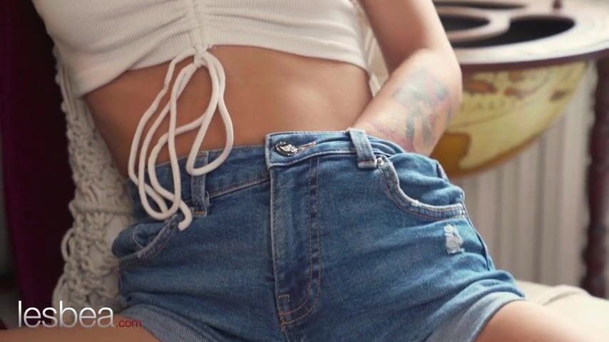 Lesbea Czech Lilly Bella and Latina Mells Blanco romantic lesbian scissoring and fingering orgasms