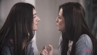 Aubree Valentine: Engaging Conversations and Sapphic Adventures Await!