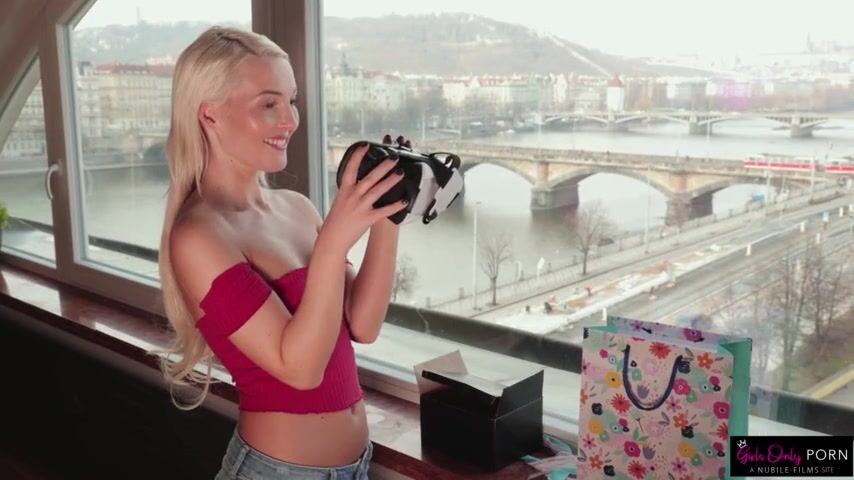 Lika Star gives Lovita Fate multiple orgasms for birthday surprise - S7:E5