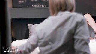 Lesbea Hot blonde lesbian Jenny Wild pussy eating orgasm with young Russian