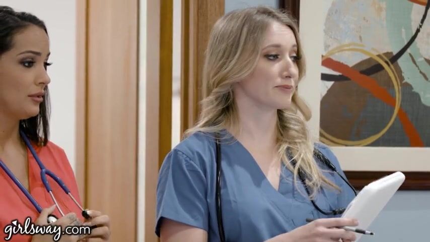 Girlsway Hot Rookie Nurse With Big Tits Has A Wet Pussy Formation With Her Superior