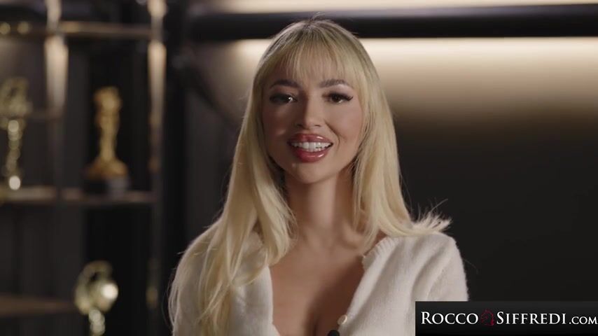 Rocco Siffredi's Intense Encounter with a Stunning Latina Beauty