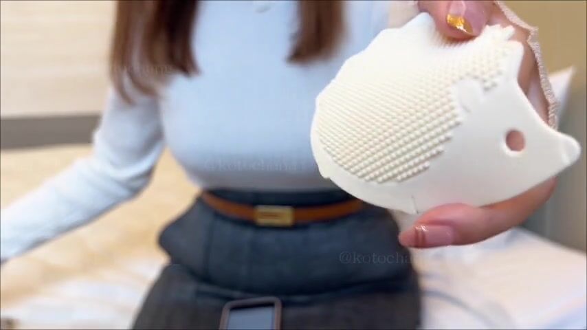 Intimate POV: Discovering a Unique Nipple Play Technique for Mind-Blowing Pleasure
