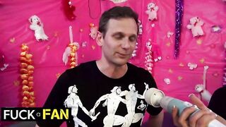 Megan's Playful Tease Leaves Ricky Wanting More!