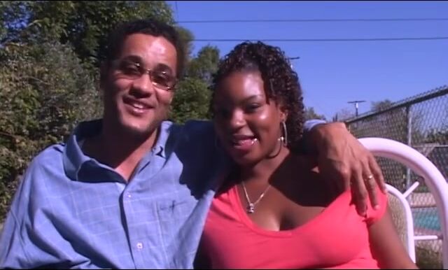 Ebony Beauty Thrills in a Wild Threesome Adventure!