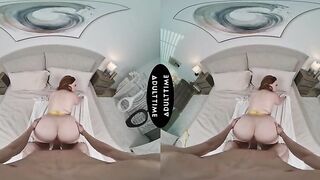 Intimate VR Experience: Summer Hart's Alluring POV Adventure with a Curvy MILF