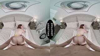 Intimate VR Experience: Summer Hart's Alluring POV Adventure with a Curvy MILF