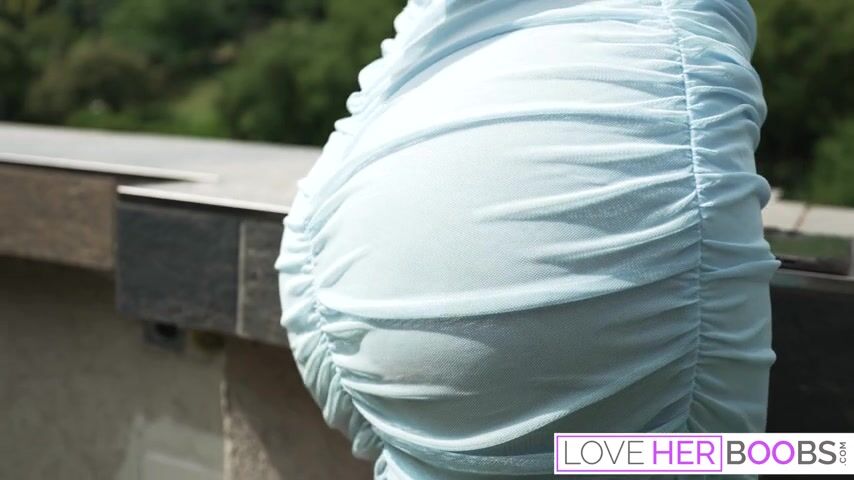 Curvy Babe Longing for Your Touch: A Playful Outdoor Encounter