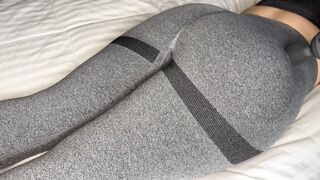 Penelope Plush's Sensual Yoga Pants Massage: A Curvy Delight