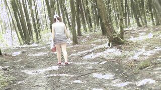 Charming Milf's Adventurous Mushroom Hunt in the Forest
