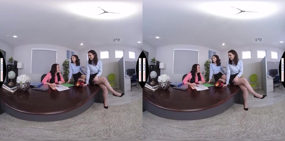 Jennifer White Introduces Her New Boyfriend to the Office, Unveiling a New Level of Intimacy!