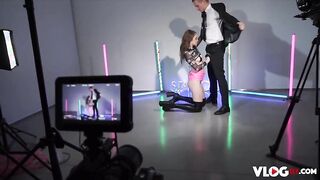 Captivating Eden Ivy: Behind the Scenes of a Tempting Photoshoot