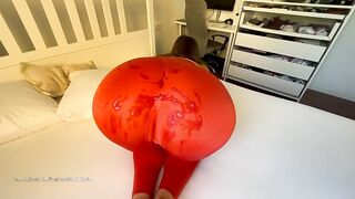 Can't stop cumming on my leggings