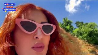 Damla Ozden's Car Trouble Leads to Public Anal Adventure with Ozturkburak