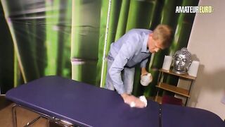 German Mature Gets Pussy Fucked By Her Masseur - AMATEUR EURO