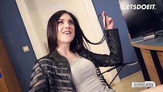 Kinky Slim Secretary Lullu Gun Pounded Deep By Boss In His Office - LETSDOEIT