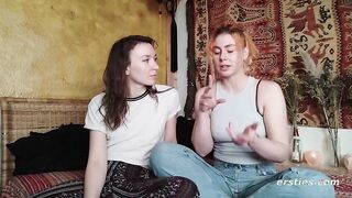 Ersties - Zora and Innana squirting during lesbian sex