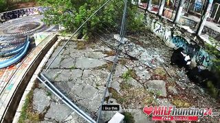 Milf Hunter dicks Julia Exclusiv in the ass and cums on her butt! milfhunting24