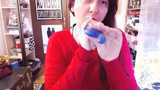A big blue balloon gives me an orgasm over and over again wanna see how?