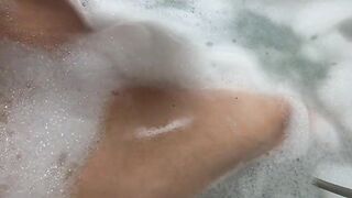 Dildo fun in the bathtub