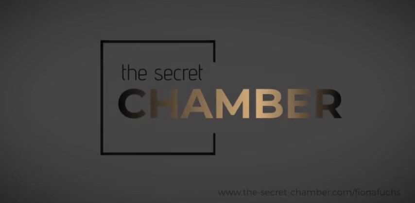 Fiona Fuchs meets the LOVE-Chamber - Glory hole