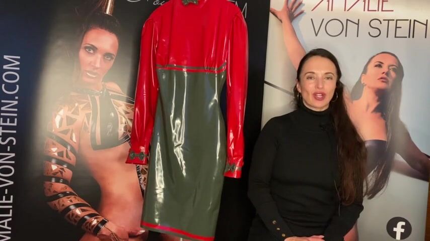 Latex haul of a gorgeous military look latexdress!