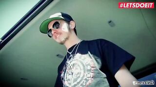 BumsBus - Honey Diamond Big Ass German Slut Hardcore Car Sex In The Backseat - LETSDOEIT