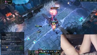 Nerdyluna98 Plays League of Legends While Using a Vibrator for Clitoral Pleasure
