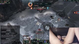EGirl masturbates while playing League of Legends