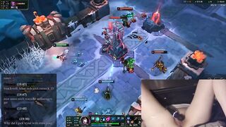 EGirl masturbates while playing League of Legends