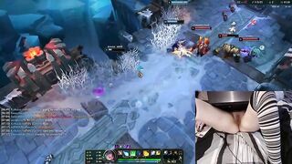 I'M BACK! Gamer Girl playing naked in bed League of Legends #20 Luna