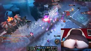 I show my stretched butthole while I play League of Legends #17 Luna