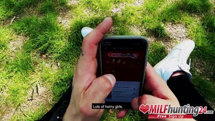 MILF Hunter fucks horny MILF Dirty Priscilla in the park! milfhunting24