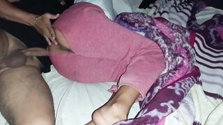 Steamy Late-Night Encounter: Latina MILF's Secret Rendezvous