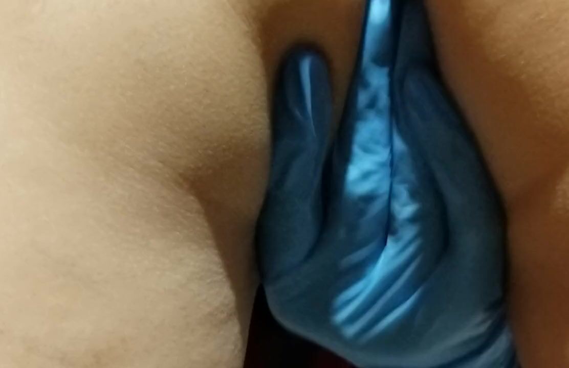 Discover an Intimate Close-Up View from Behind: A Curvy Experience Awaits!