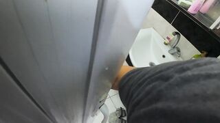Intense Bathroom Encounter: Surprising Reactions and Big Moments with a Hot Milf!
