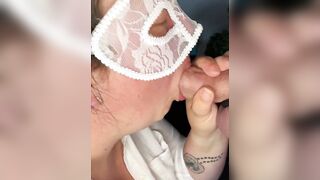 Intense Close-Up: Homemade Throat Action with a Real BBW!