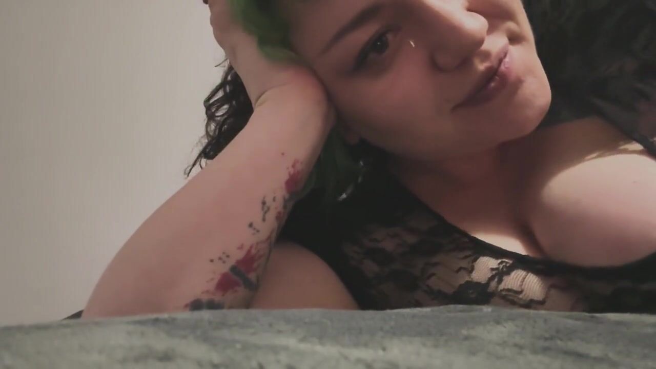 Intimate Morning Moments: POV with a Curvy Milf