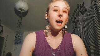 German MILF with a hot mommy's touch: I'll make you adore your son's penis with my help!
