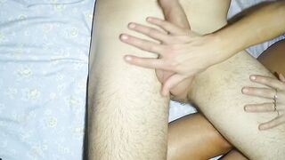 Watch as this amateur MILF gives a sloppy handjob and gets rewarded with a cumshot