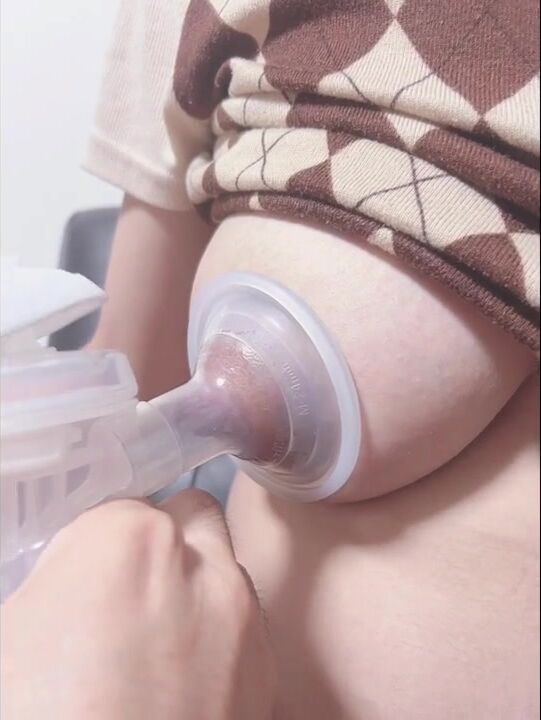  【個人撮影】 母乳妻との搾乳セックス 