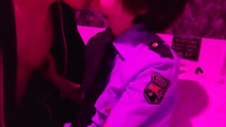 素人ハメ撮り　婦人警官に目隠ししてエロい事したい　フェラ　クンニ　中出し